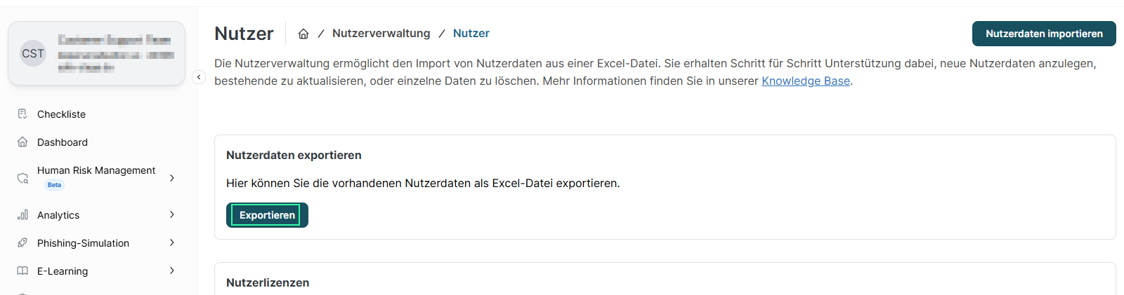 SoSafe Manager Seite Nutzer mit dem Abschnitt Nutzerdaten exportieren und der Schaltfläche Exportieren zum Herunterladen der bestehenden Nutzerdaten als Excel-Datei, sowie der Schaltfläche Nutzerdaten importieren oben rechts.