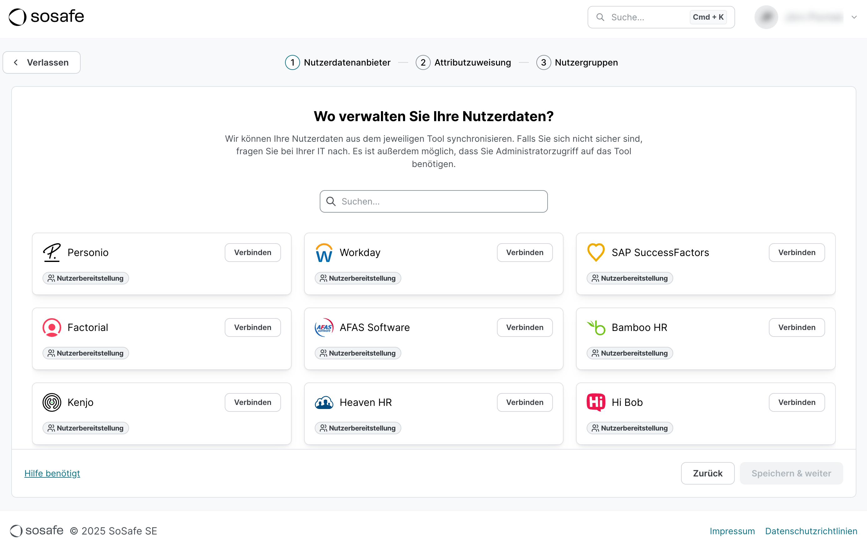 Nutzerdatenanbieter-Auswahl im ersten Schritt des Einrichtungsassistenten mit Kacheln für HRIS-Systeme wie Personio, Workday, SAP SuccessFactors, Factorial, AFAS Software und Bamboo HR, jeweils mit einer Verbinden-Schaltfläche.