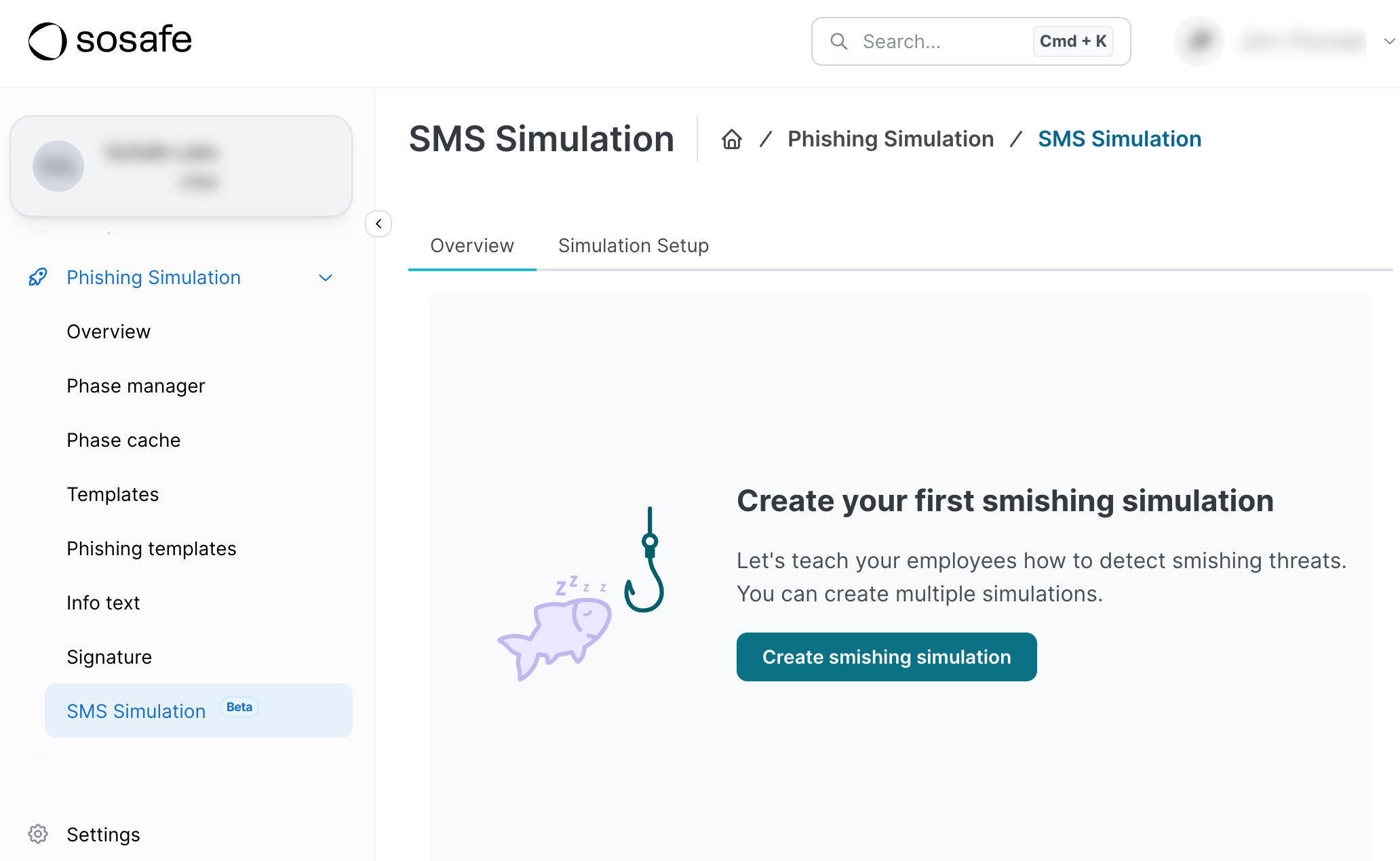 Pestaña Overview de SMS Simulation en SoSafe Manager, mostrando un estado vacío con el mensaje Create your first smishing simulation y un botón Create smishing simulation, accesible desde Phishing Simulation en la navegación izquierda.